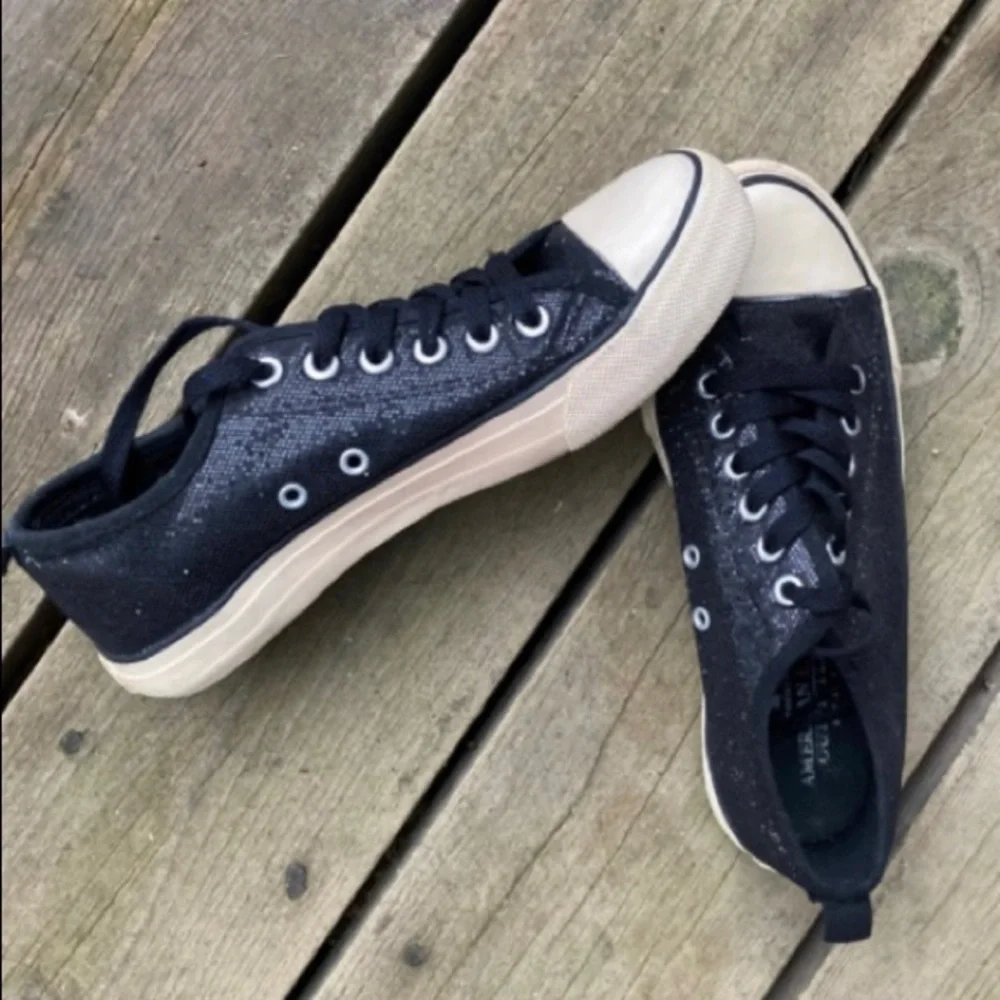 Sparkly Shoes AMERICAN EAGLE Chuck Taylor Style Shiny Black White Size 7